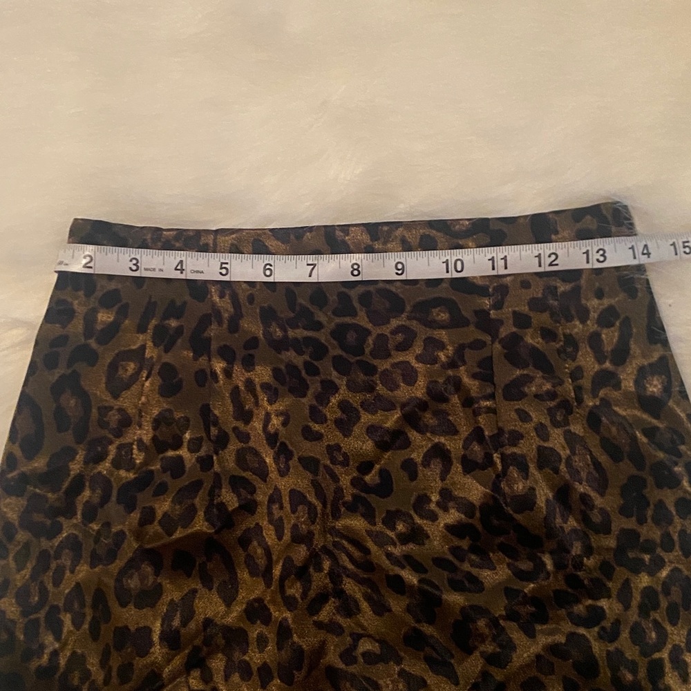 Leopard Print Women's Skirt - Picture 4 of 5